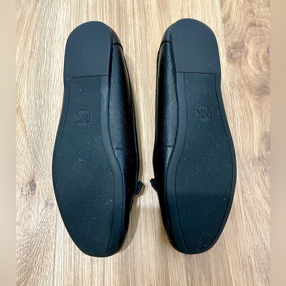 Michael Kors Black Leather Slip On Flats Women's Size 7.5 EUC - Picture 3 of 6